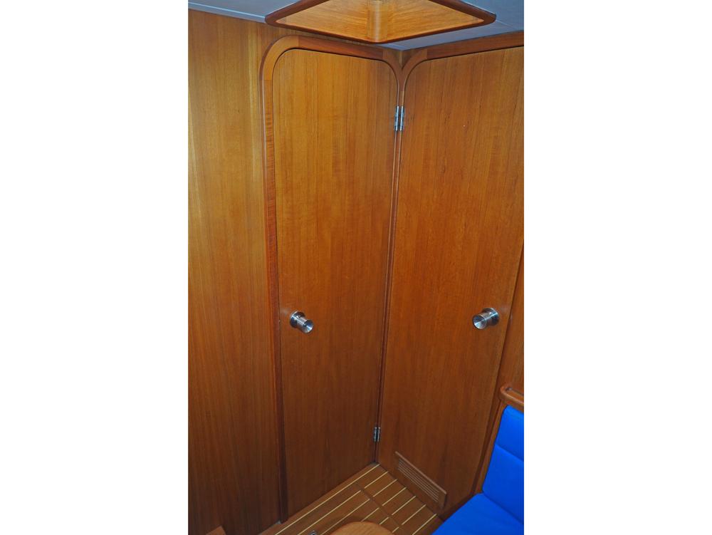 Fore ship, Accommodation